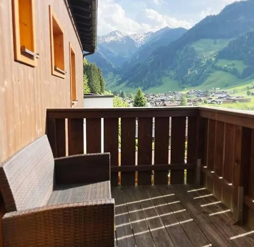 Apartament Schoene Wohnung, Zentral, Mit Panorama-aussicht