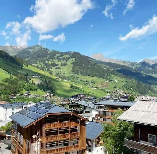 Schoene Wohnung, Zentral, Mit Panorama-aussicht Grossarl