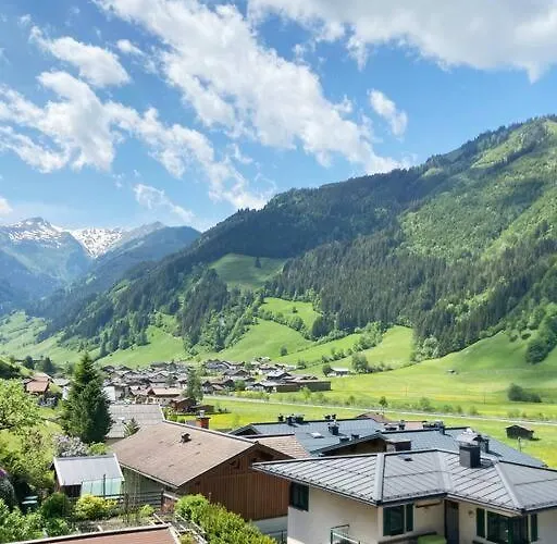 Schoene Wohnung, Zentral, Mit Panorama-aussicht *
